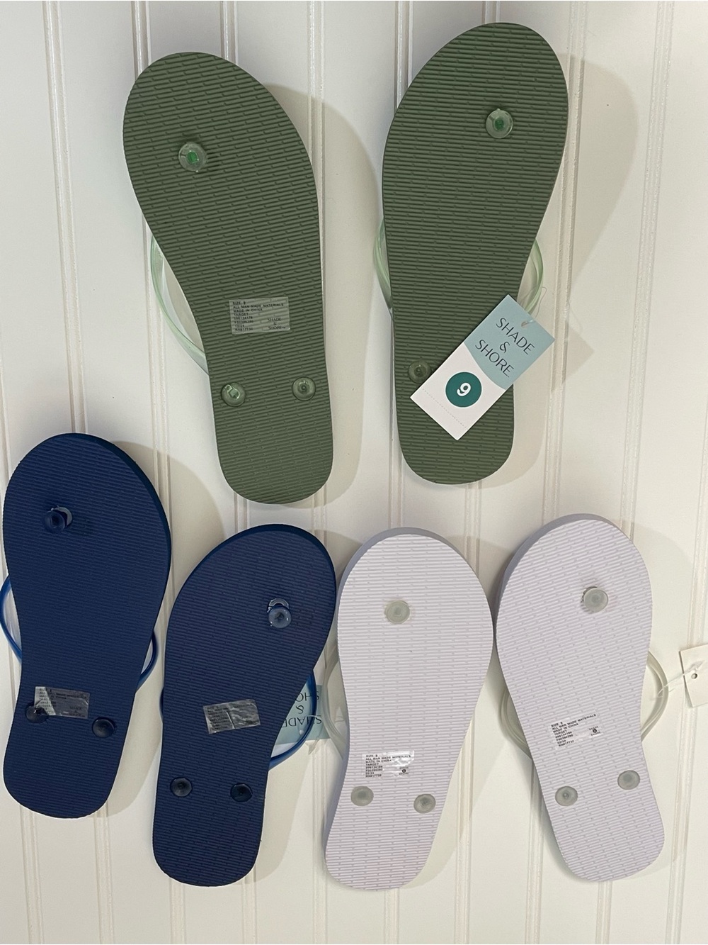 Shade & Shore Women’s Solid Flip Flops - Olive, Navy, White Size 9 - Picture 2 of 5